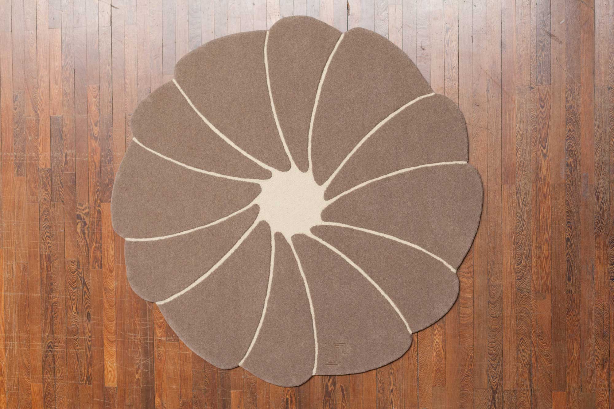 tapis laine naturelle spirit-flower, Jory Prdelle