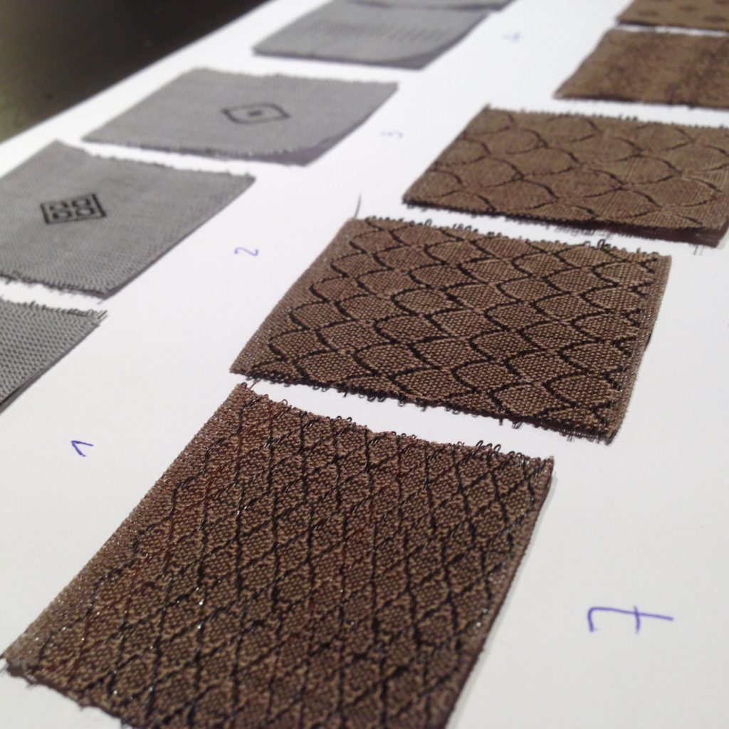 Formation de perfectionnement au tissage créatifs et à l'utilisation de matériaux insolites
